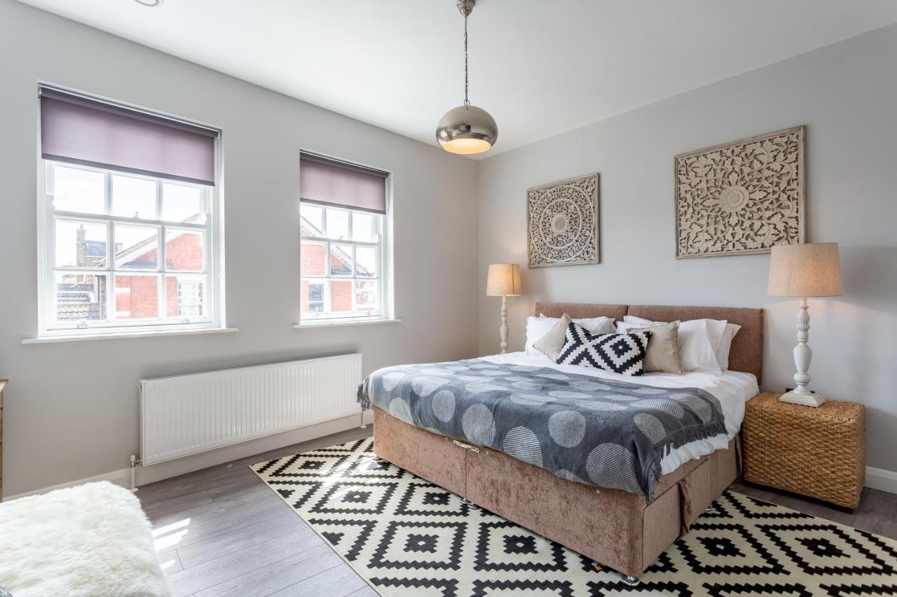 2 Bedroom Apartments With Sofa Bed In Southend Ngoại thất bức ảnh