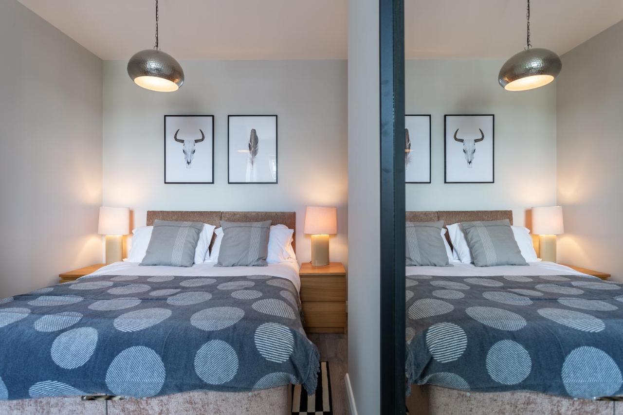 2 Bedroom Apartments With Sofa Bed In Southend Ngoại thất bức ảnh