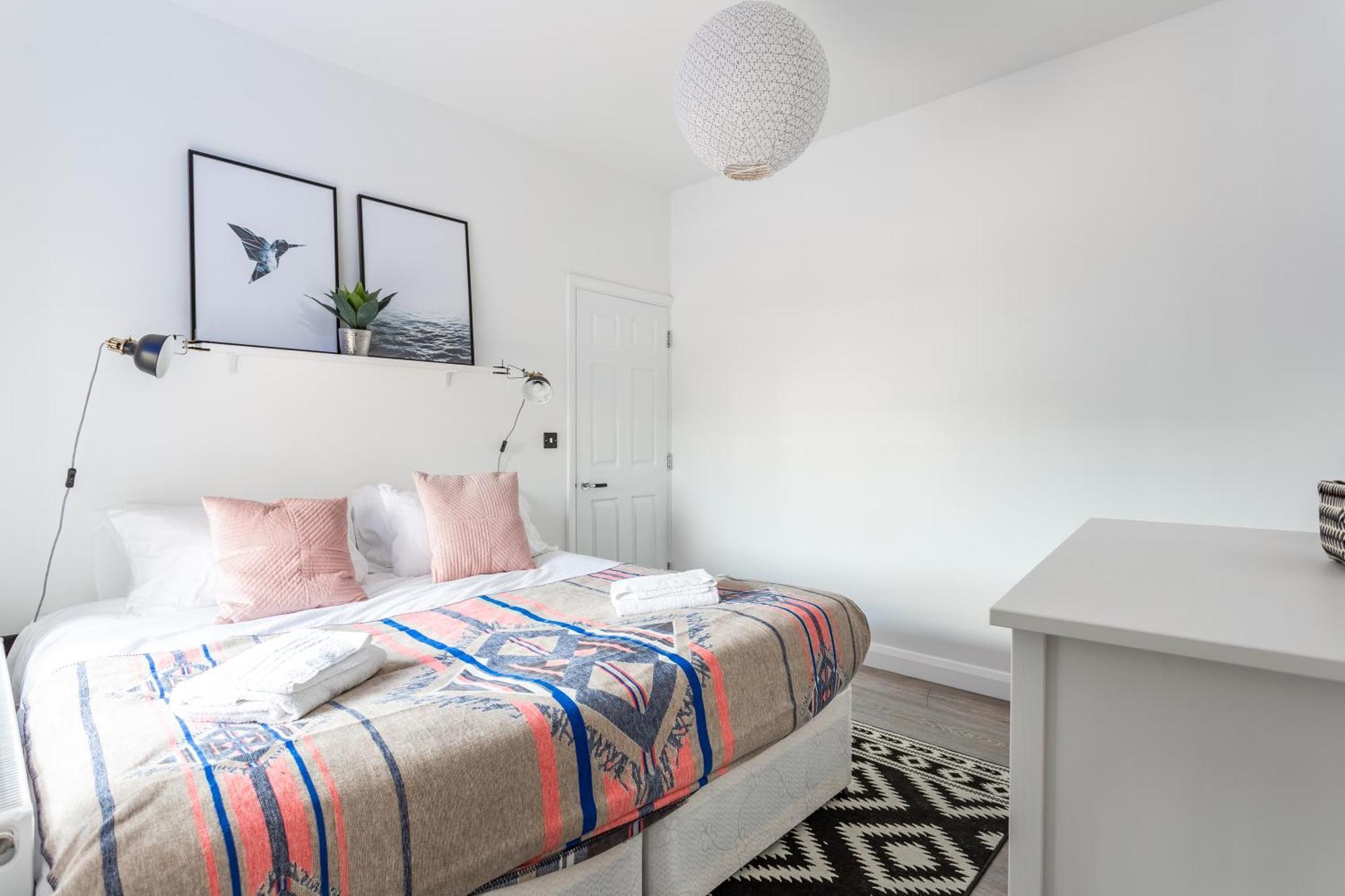 2 Bedroom Apartments With Sofa Bed In Southend Ngoại thất bức ảnh
